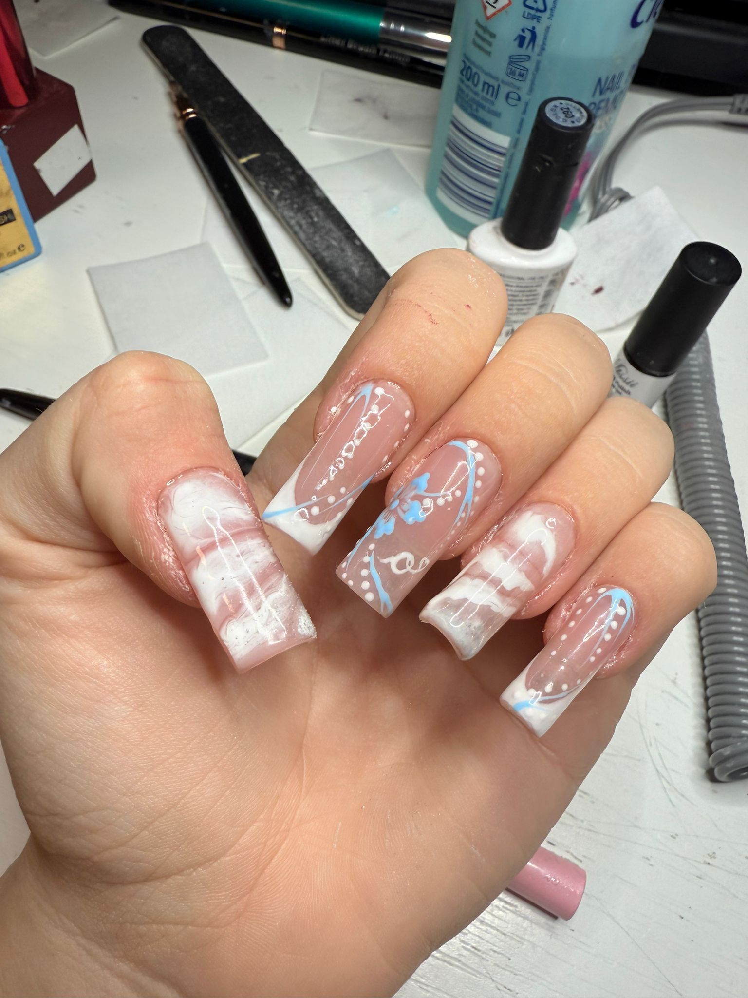 Sara Gracik nail art rad