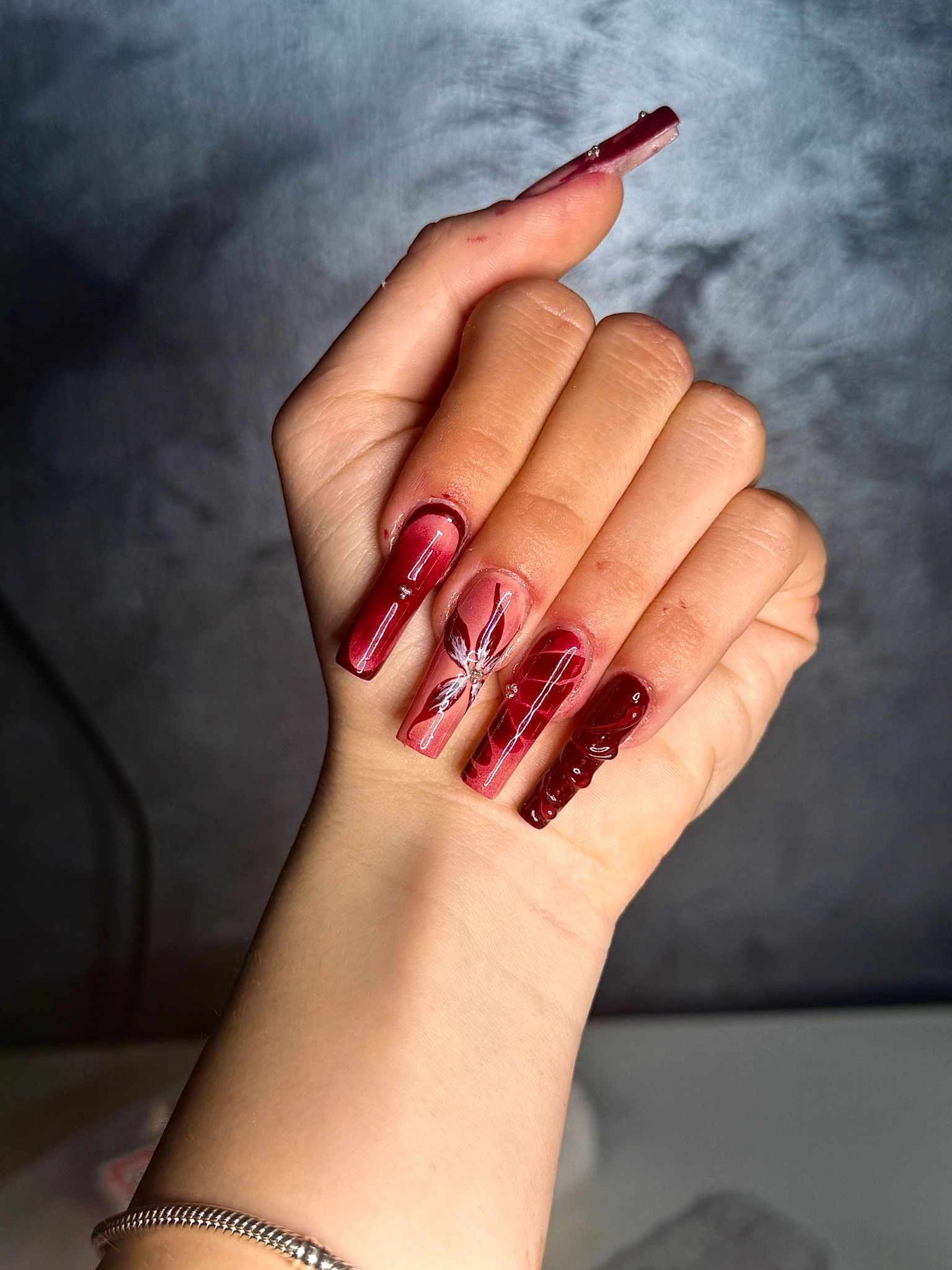 Gracik Nails dizajn